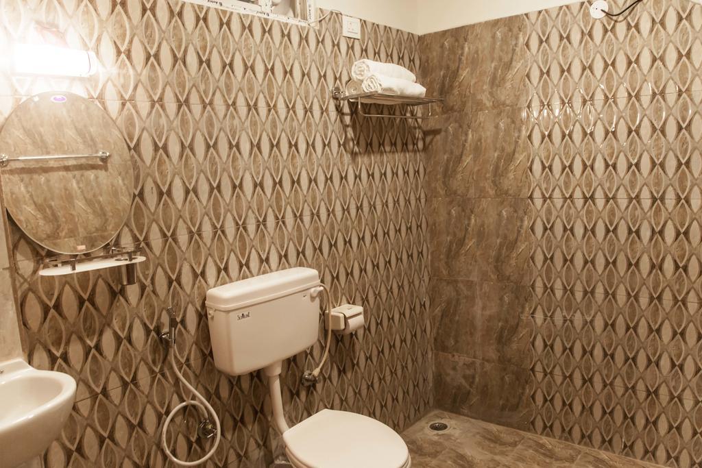 Petra Family Guest House Vālpārai Δωμάτιο φωτογραφία