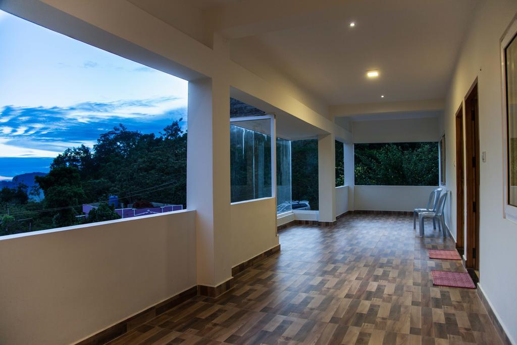 Petra Family Guest House Vālpārai Δωμάτιο φωτογραφία
