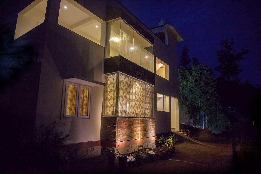 Petra Family Guest House Vālpārai Εξωτερικό φωτογραφία